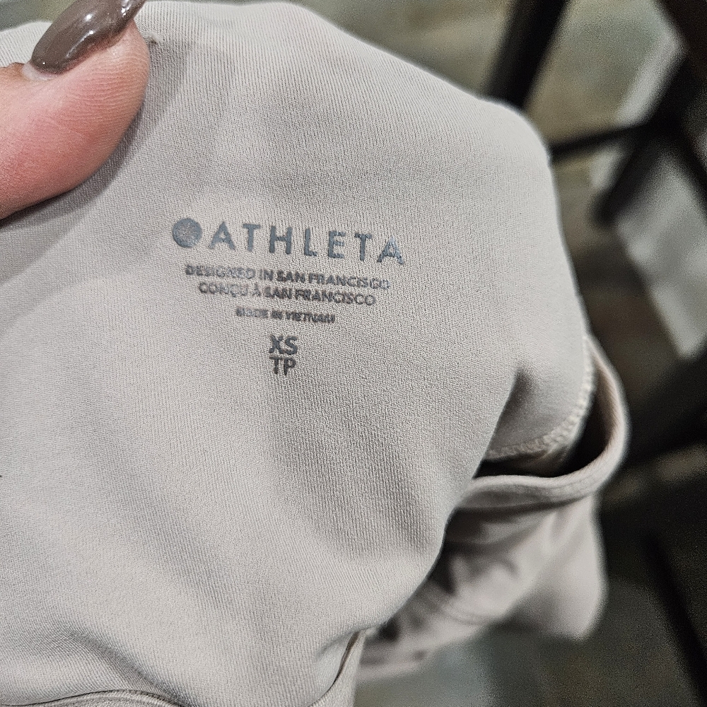 Athleta Transcend V-neck Cropped Sports Tank/bra XS D-DD - Picture 4 of 4